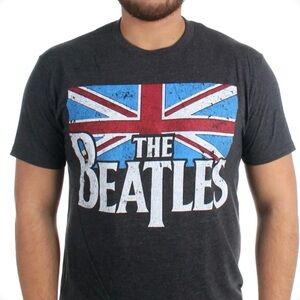 The Beatles British Flag Distressed Retro Graphic 2015 Apple‎ Band Tee Sz M #179